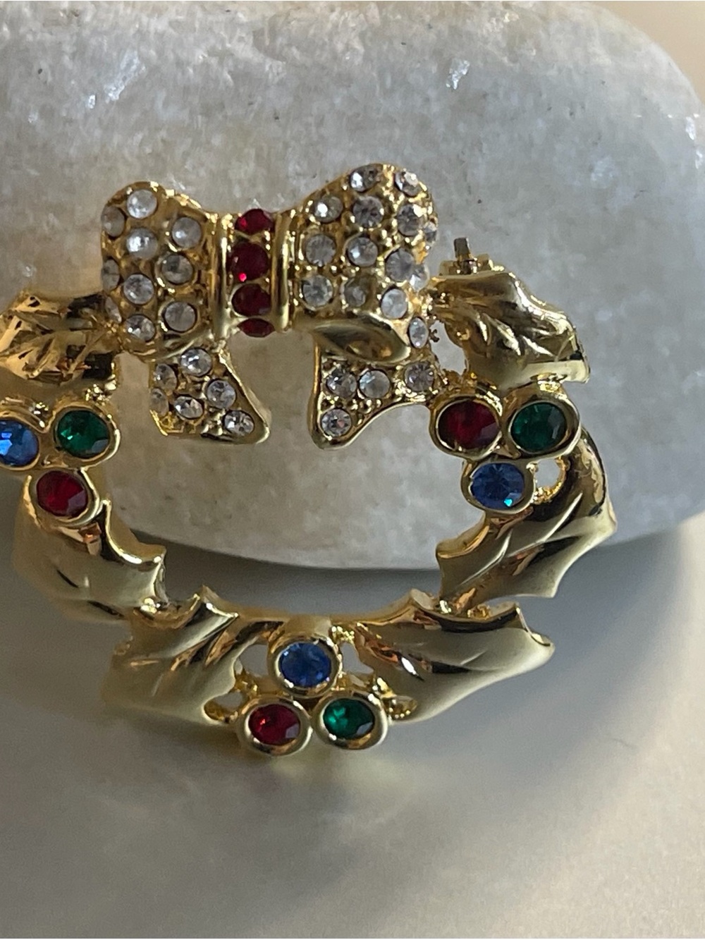 Christmas vintage brooch.